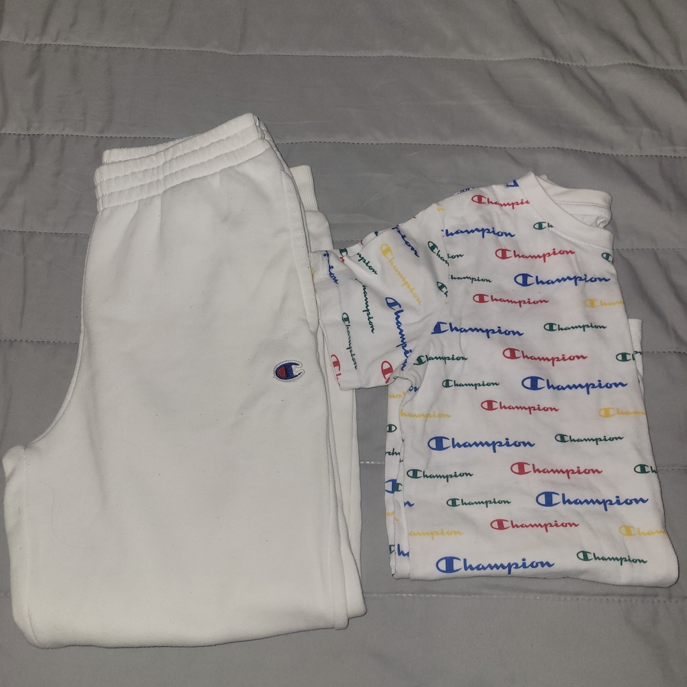 Kids Champion White Sweatpants and Multicolor Logo Tee Size M